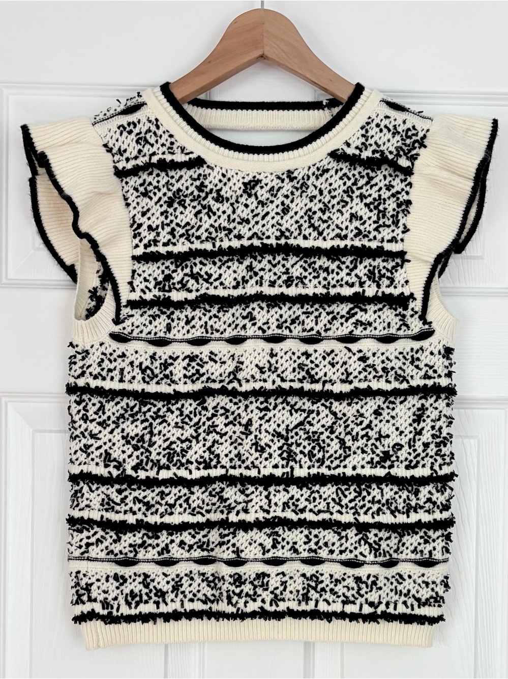 THML Black & Cream Textured Tank Size XS
